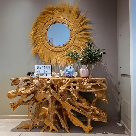 Architect's Apartment, Sea View * ル・ラヴァンドゥー