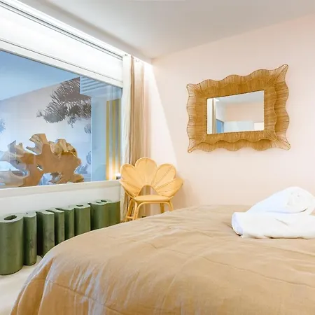アパート Architect's Apartment, Sea View *