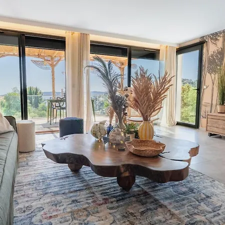 Architect's Apartment, Sea View * ル・ラヴァンドゥー